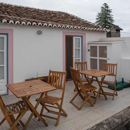 Pensión Casadangra, Angra do Heroísmo