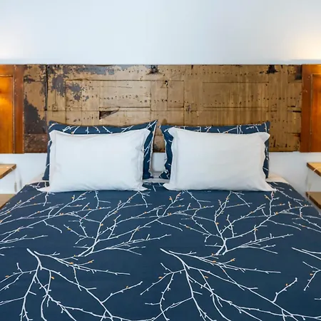 Casadangra, Affittacamere Angra do Heroísmo