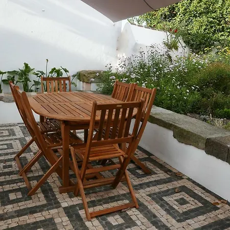 Casadangra, Affittacamere Angra do Heroísmo